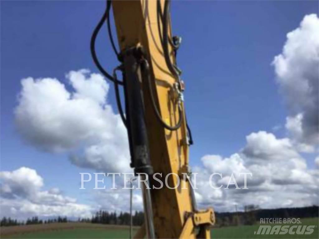 CAT 330 Koparki gąsienicowe