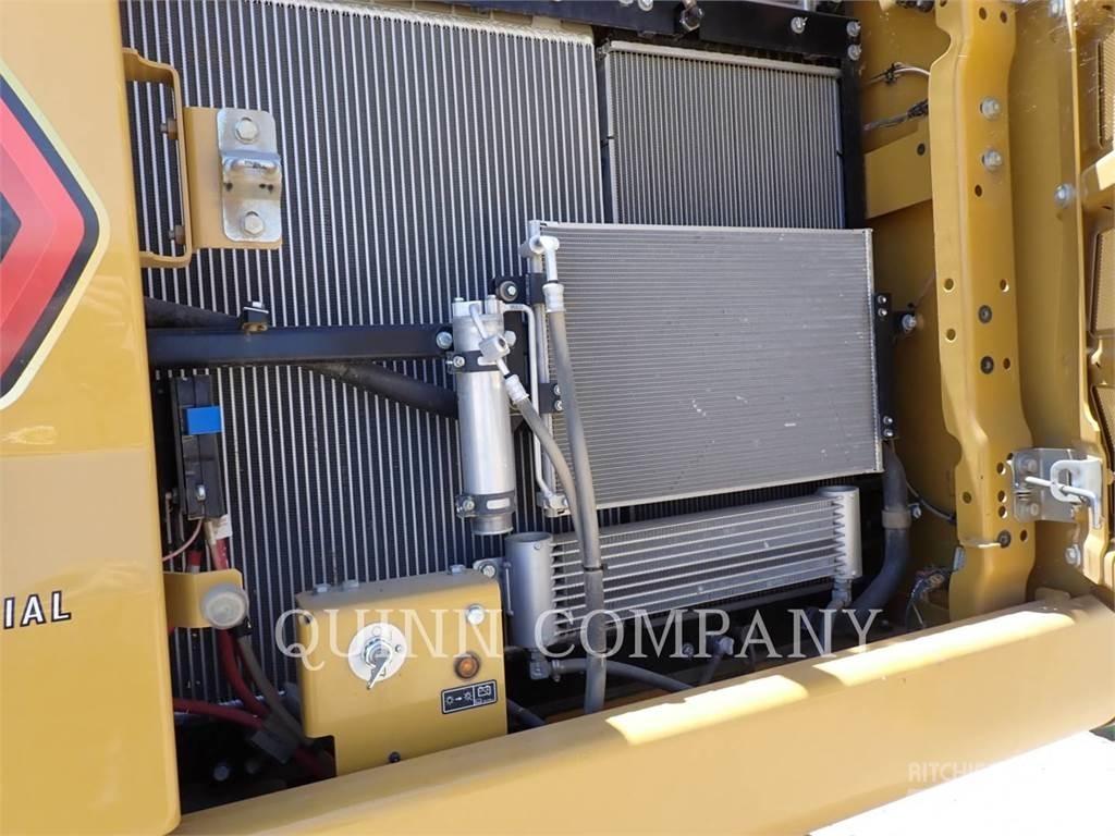 CAT 330 Koparki gąsienicowe
