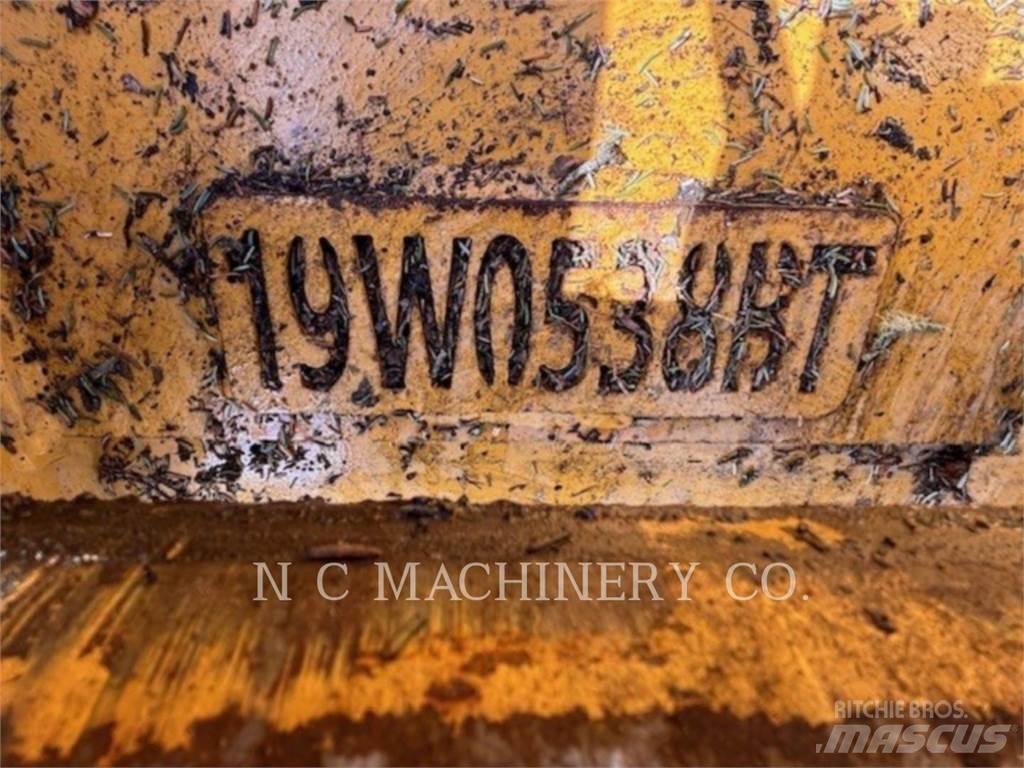 CAT 330 Koparki gąsienicowe