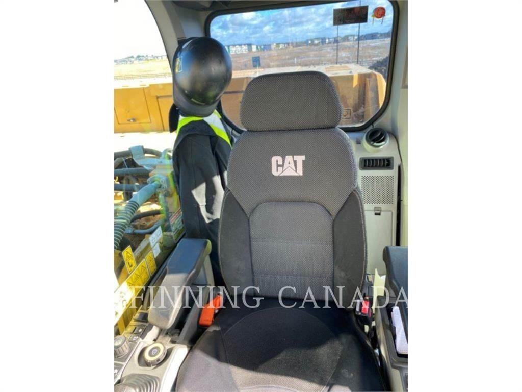 CAT 330-07 Koparki gąsienicowe