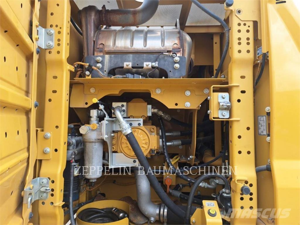 CAT 330-07 Koparki gąsienicowe