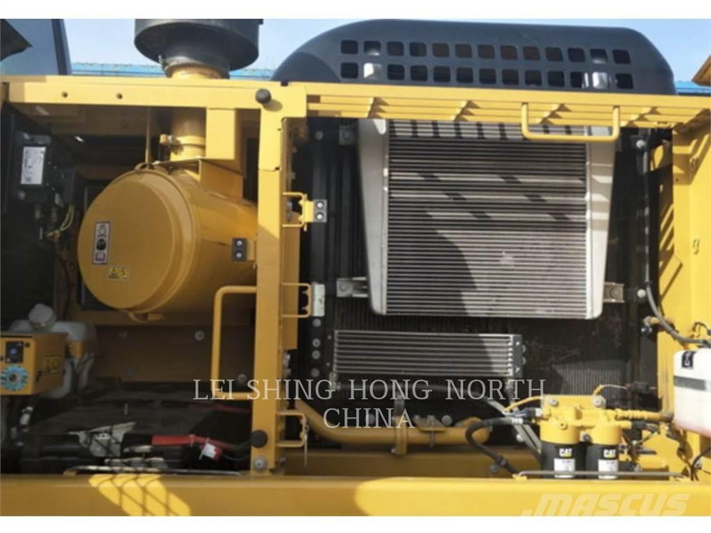 CAT 330-07 Koparki gąsienicowe