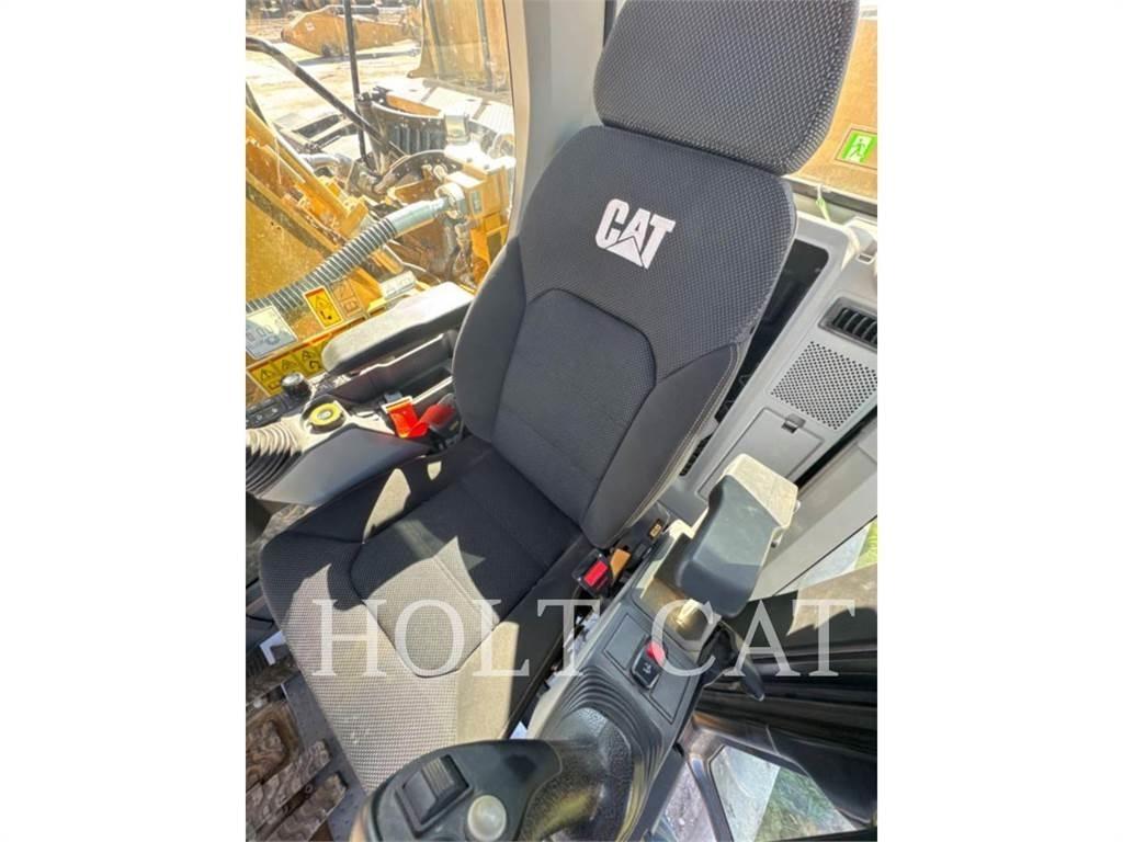 CAT 330 TC Koparki gąsienicowe