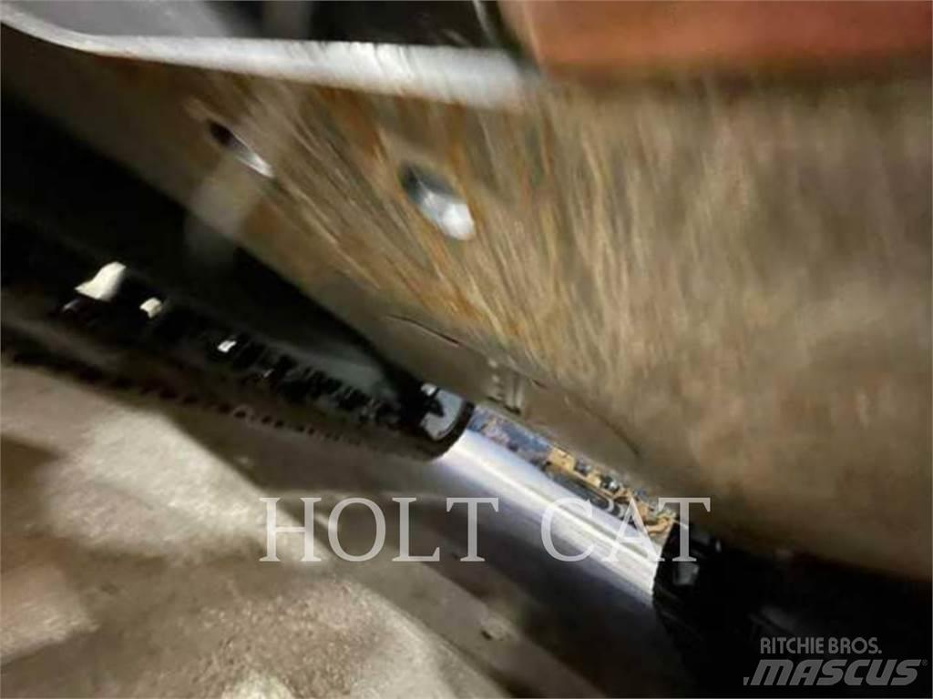 CAT 330 TC Koparki gąsienicowe