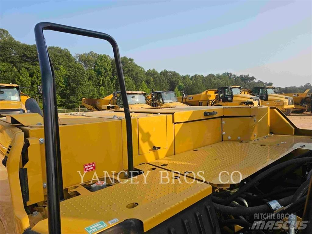 CAT 33007 Koparki gąsienicowe