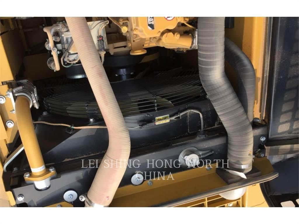 CAT 330D2L Koparki gąsienicowe