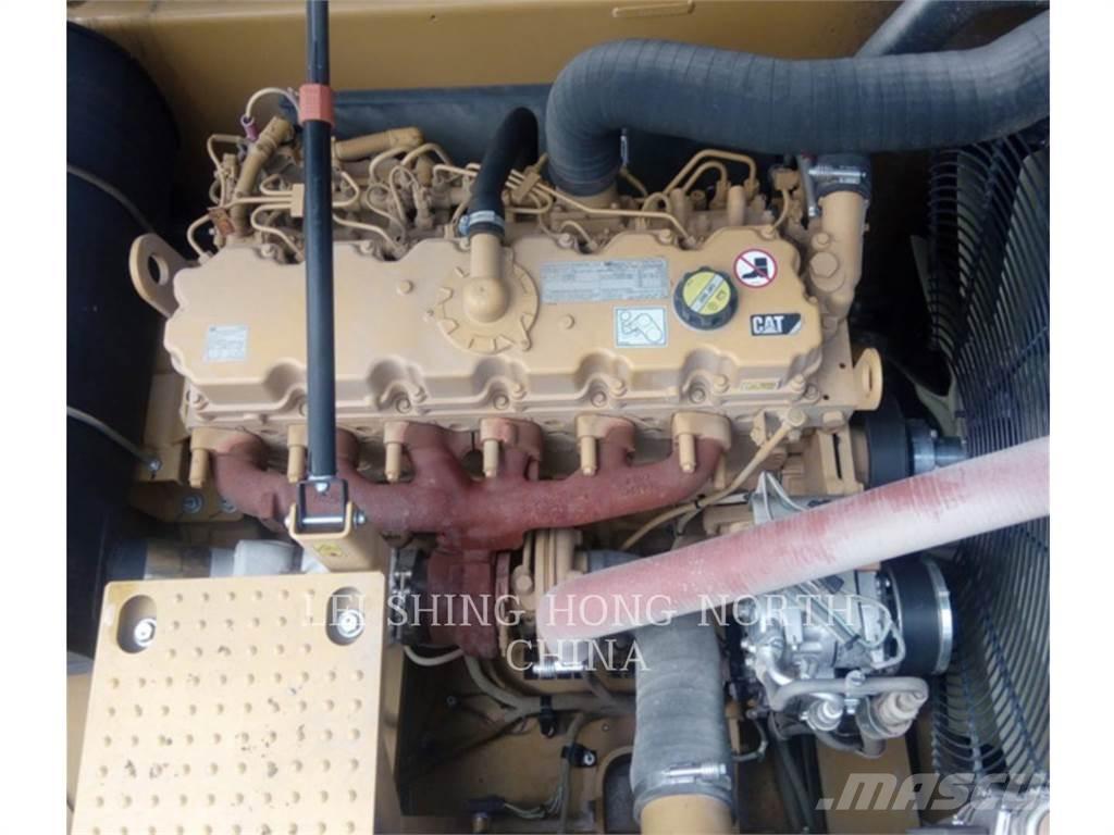 CAT 330D2L Koparki gąsienicowe