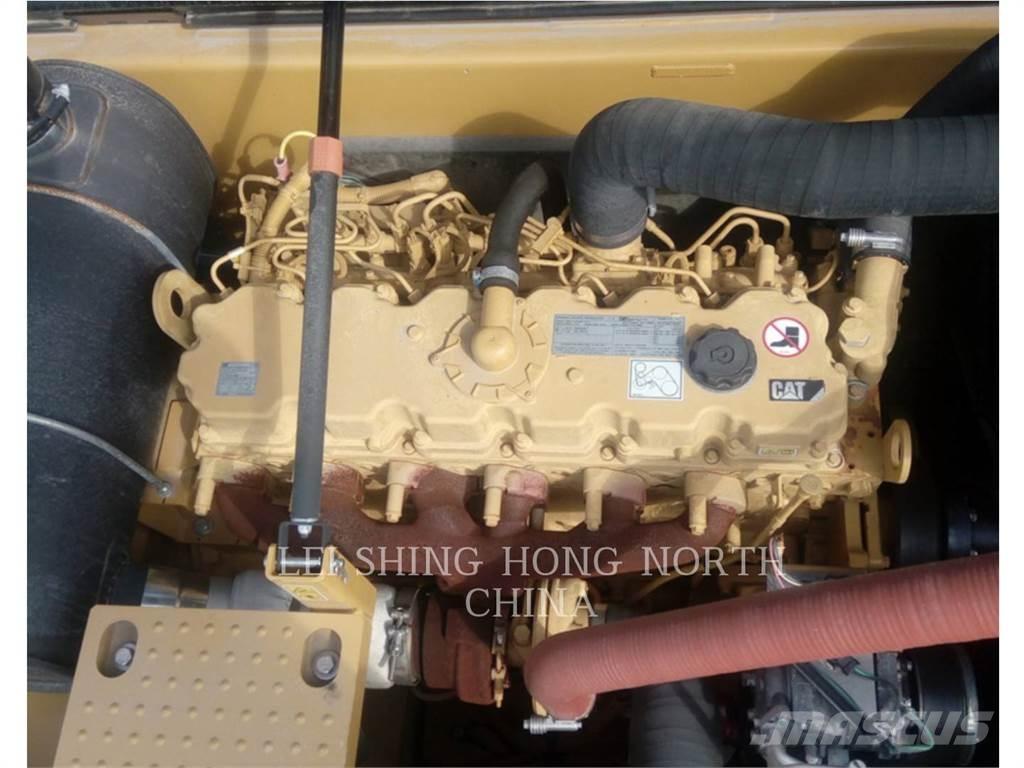 CAT 330D2L Koparki gąsienicowe