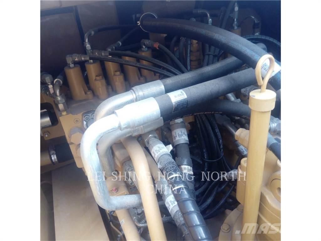 CAT 330D2L Koparki gąsienicowe