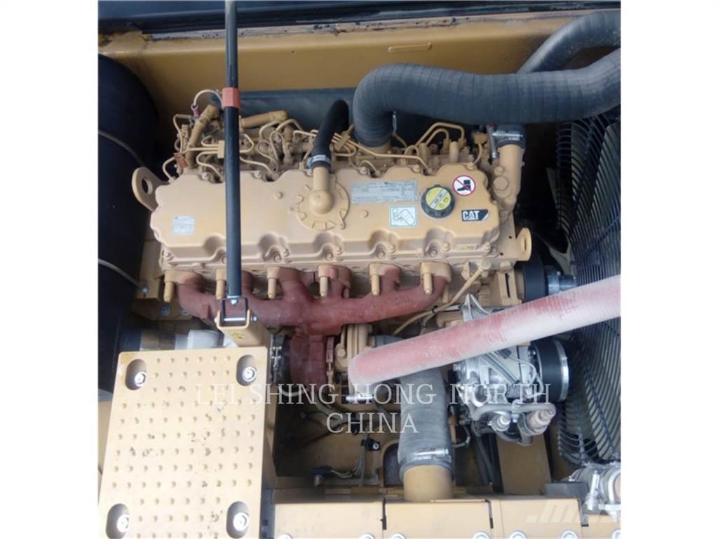 CAT 330D2L Koparki gąsienicowe