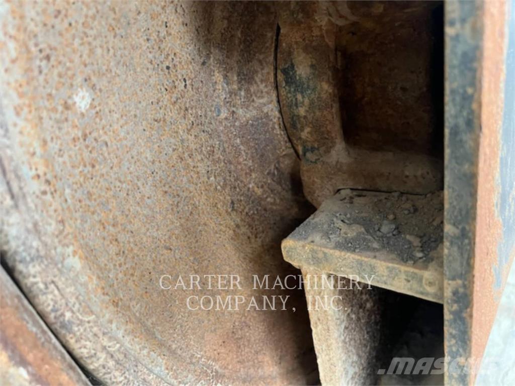 CAT 330FL Koparki gąsienicowe