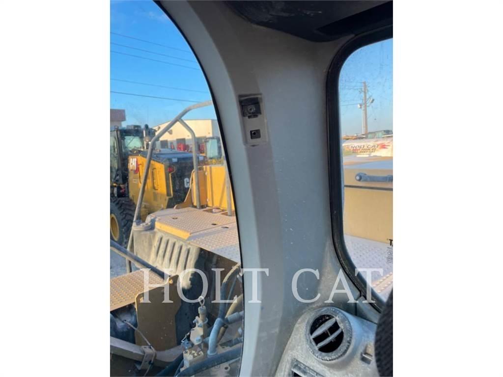 CAT 330GC Koparki gąsienicowe