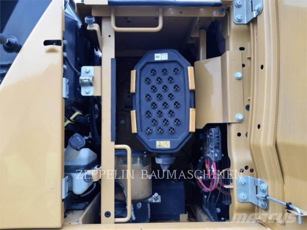 CAT 330GC Koparki gąsienicowe