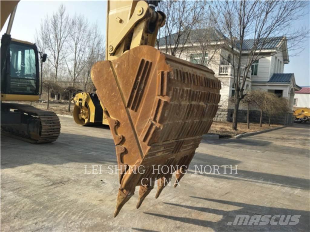 CAT 336D2 Koparki gąsienicowe