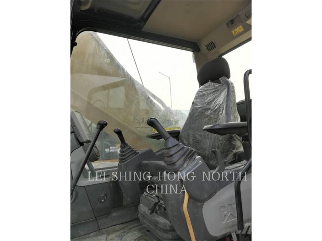 CAT 336D2 Koparki gąsienicowe