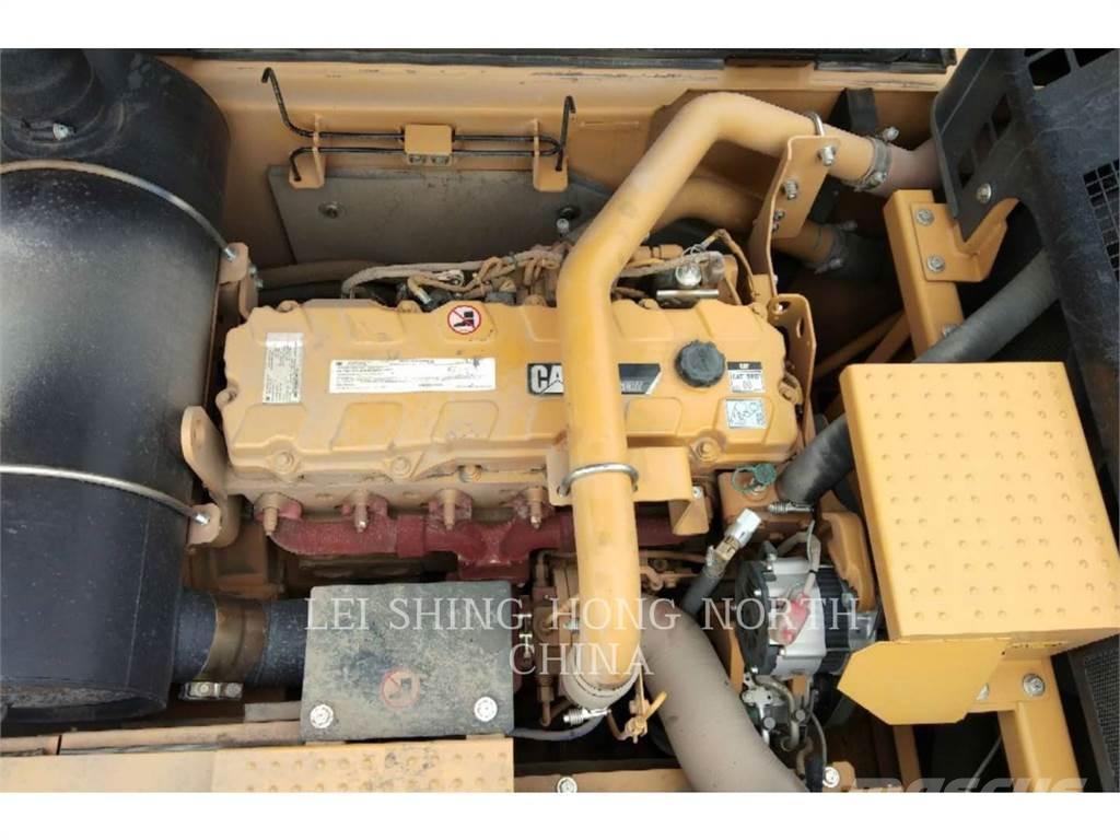 CAT 336D2 Koparki gąsienicowe