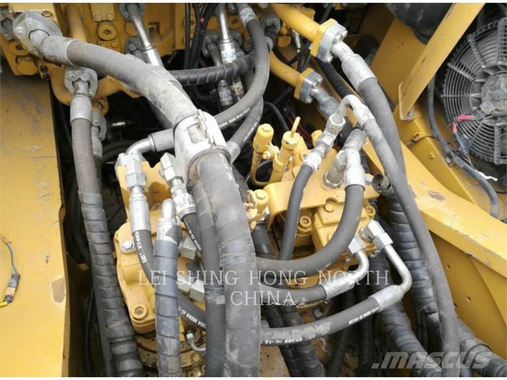 CAT 349D2 Koparki gąsienicowe