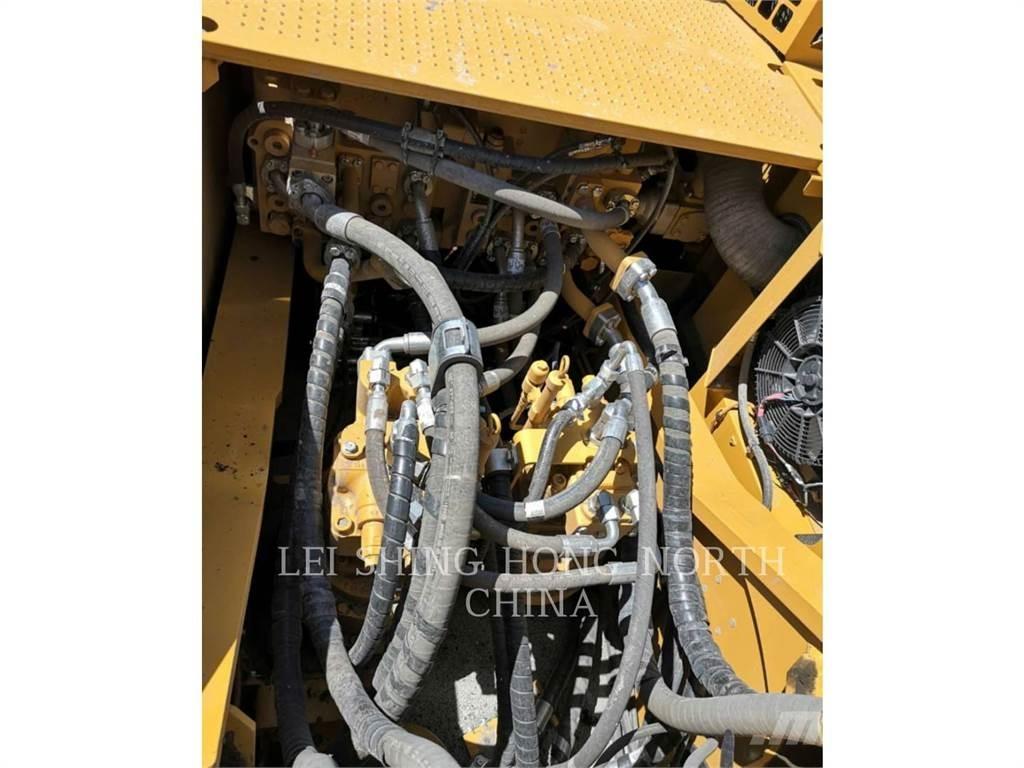 CAT 349D2L Koparki gąsienicowe