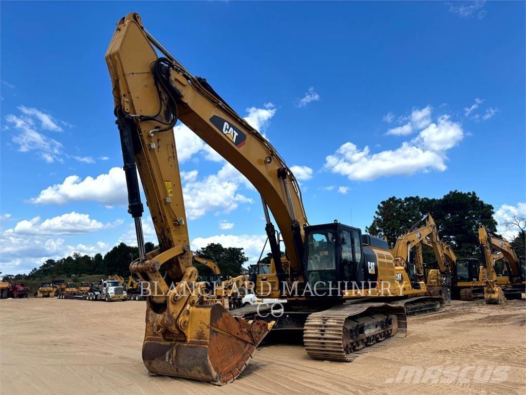 CAT 349F Koparki gąsienicowe