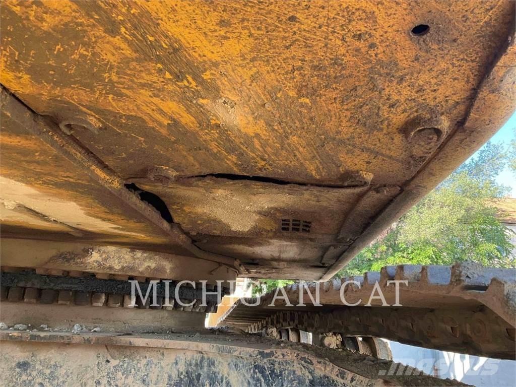 CAT 349FL + Koparki gąsienicowe