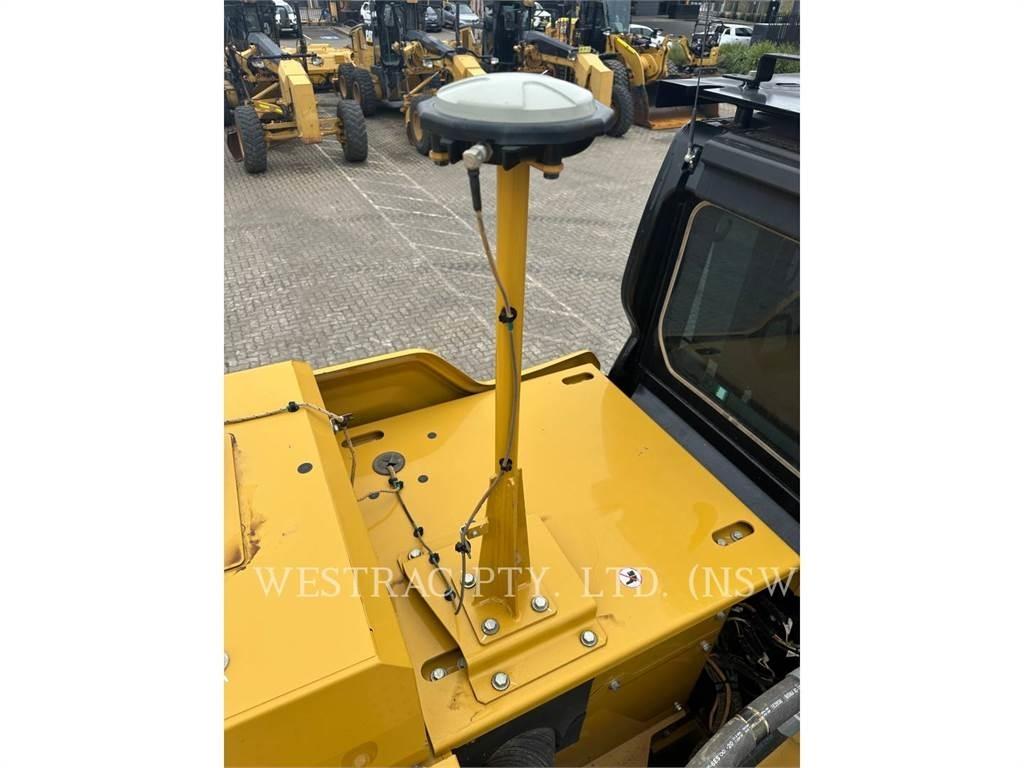 CAT 350-06 Koparki gąsienicowe