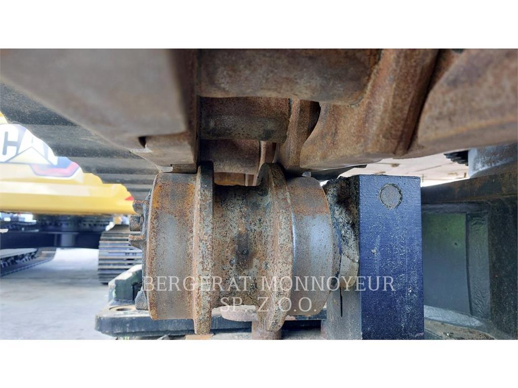 CAT 352 Koparki gąsienicowe