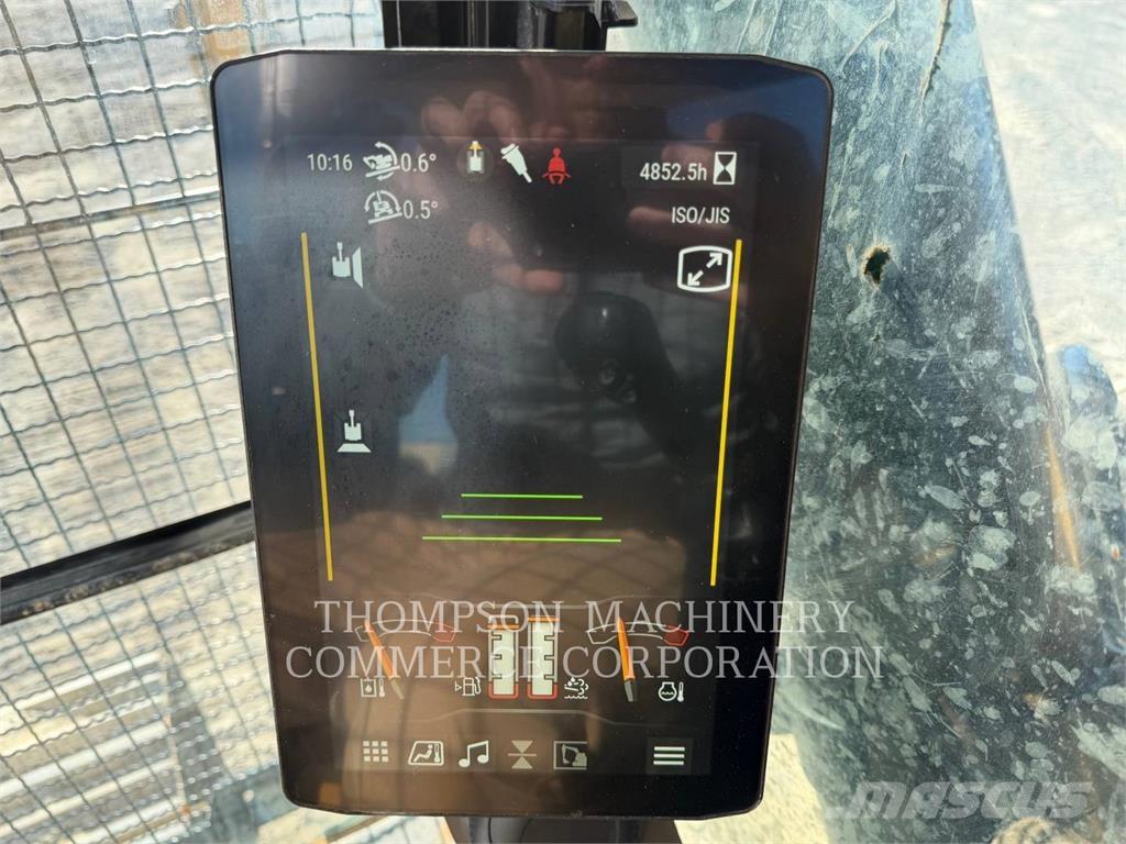 CAT 352 Koparki gąsienicowe