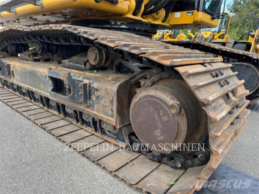 CAT 352-08 Koparki gąsienicowe