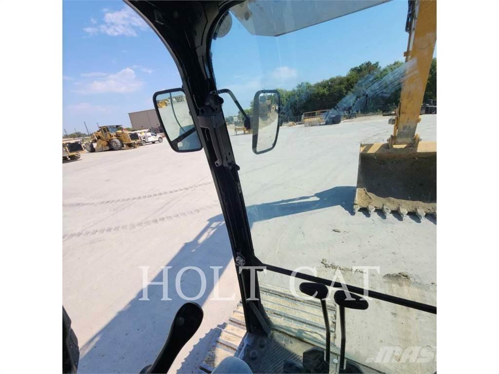 CAT 352 11 Koparki gąsienicowe