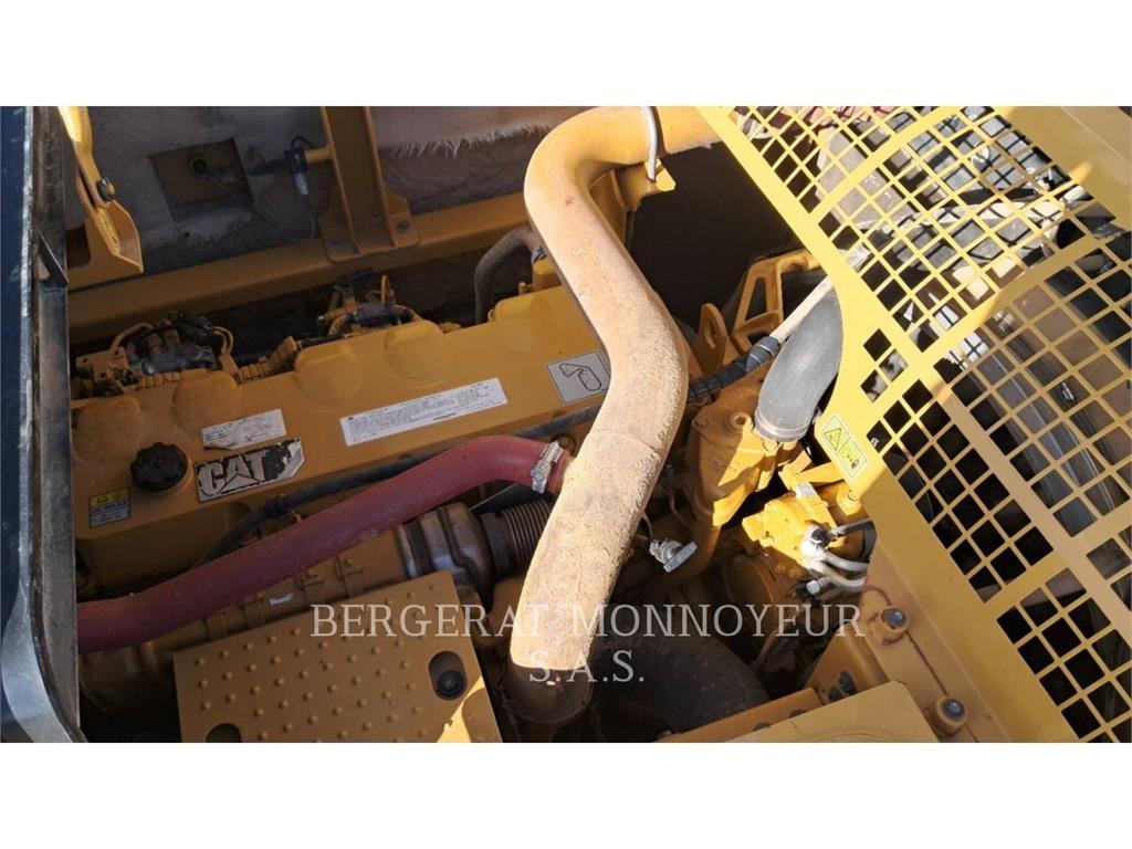 CAT 352F Koparki gąsienicowe