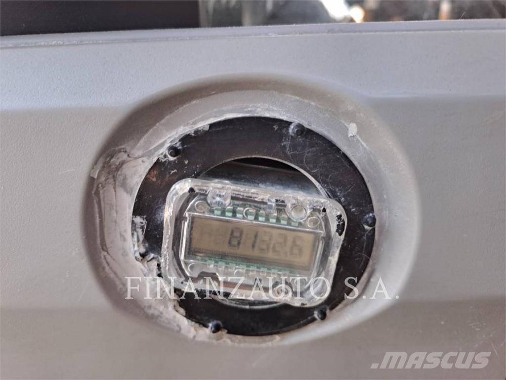 CAT 352FL Koparki gąsienicowe