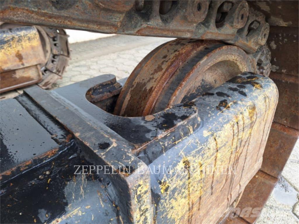 CAT 352FL Koparki gąsienicowe