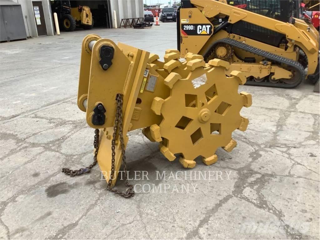 CAT 36 COMPACTOR WHEEL Maszyny budowlane - Inne