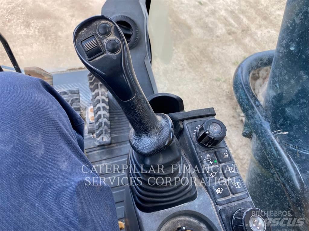CAT 37407 Koparki gąsienicowe