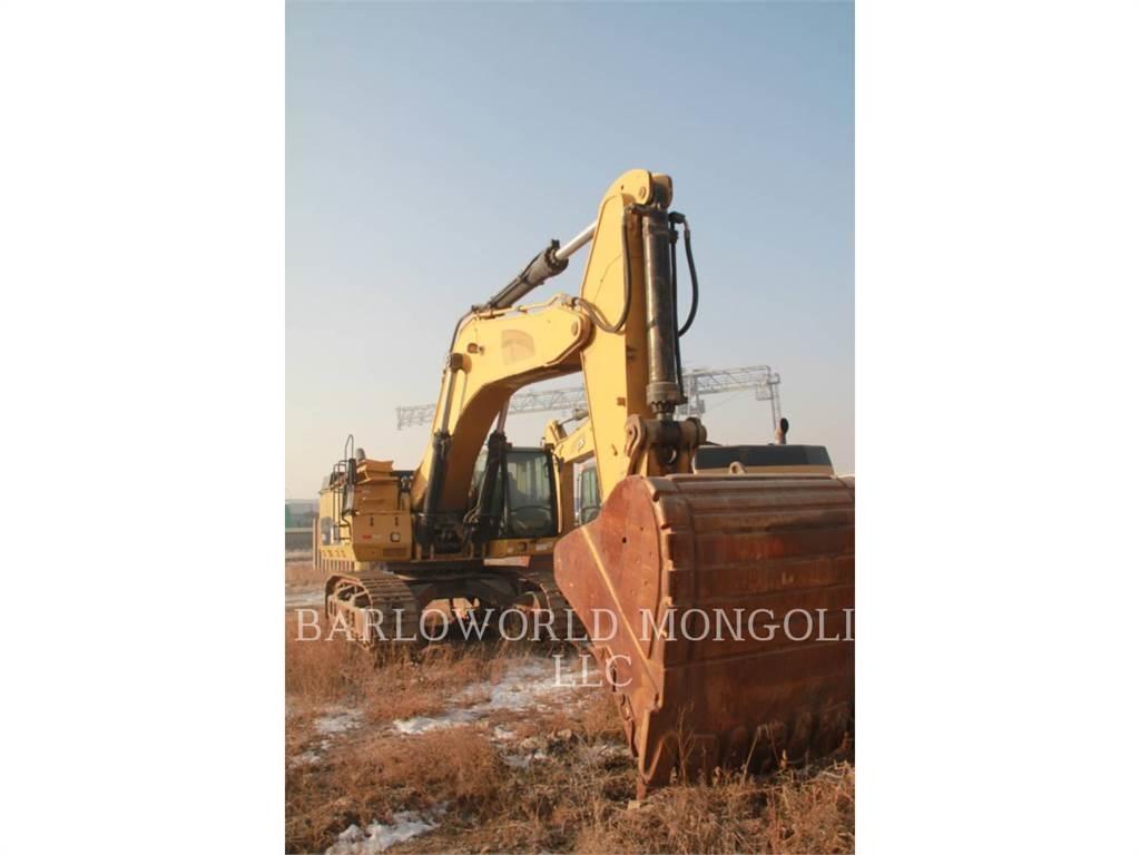 CAT 374DL Koparki gąsienicowe