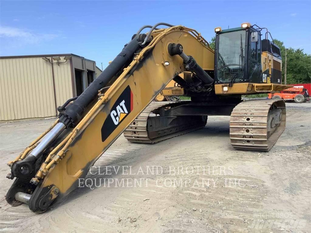 CAT 374DL Koparki gąsienicowe