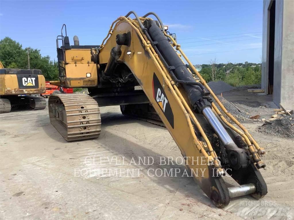 CAT 374DL Koparki gąsienicowe