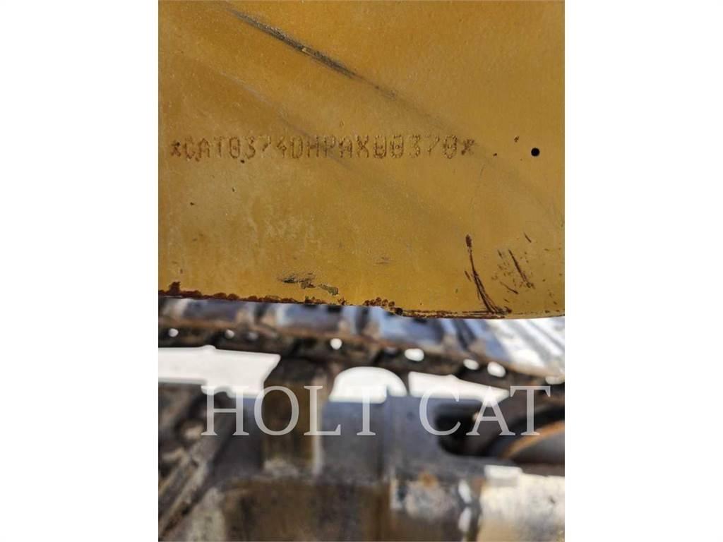 CAT 374DL Koparki gąsienicowe