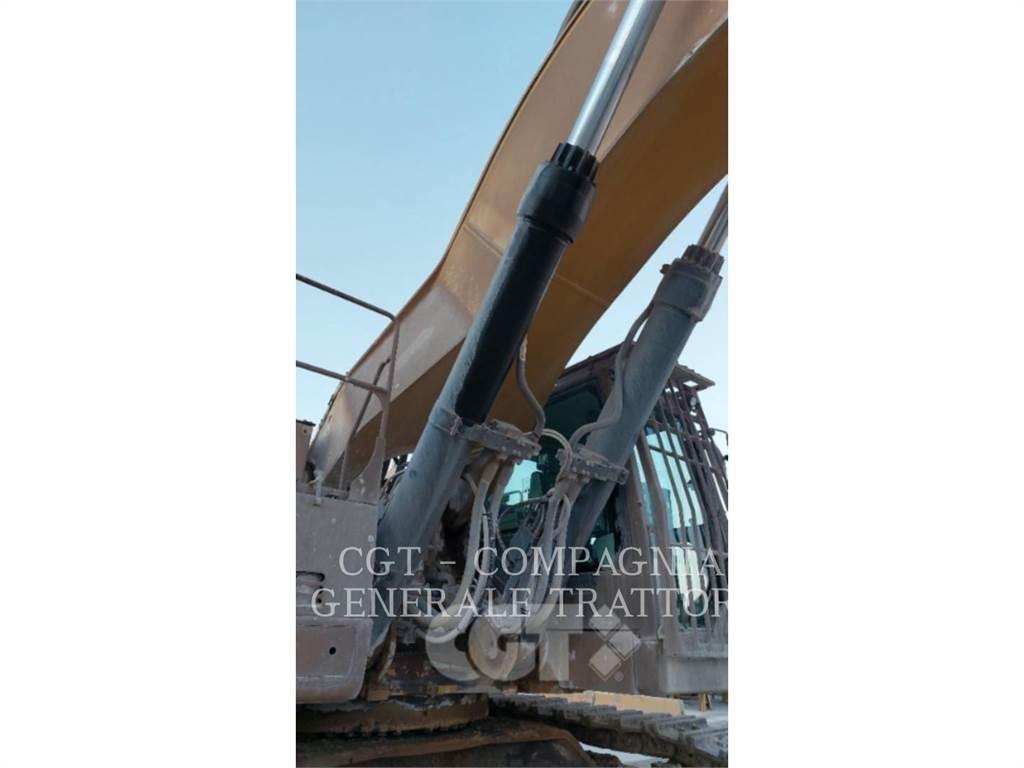 CAT 390F Koparki gąsienicowe