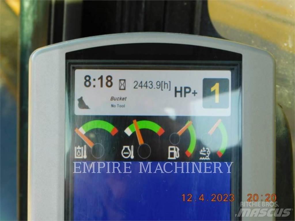 CAT 390FL GP P Koparki gąsienicowe