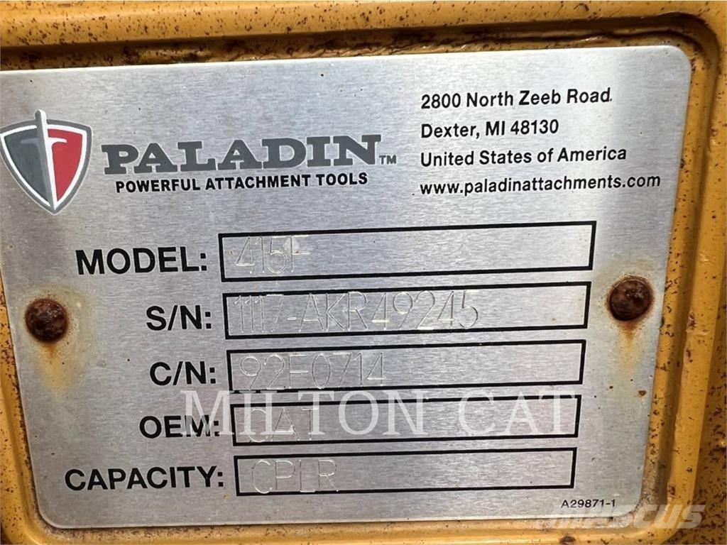 CAT 415F Łyżki do ładowarek