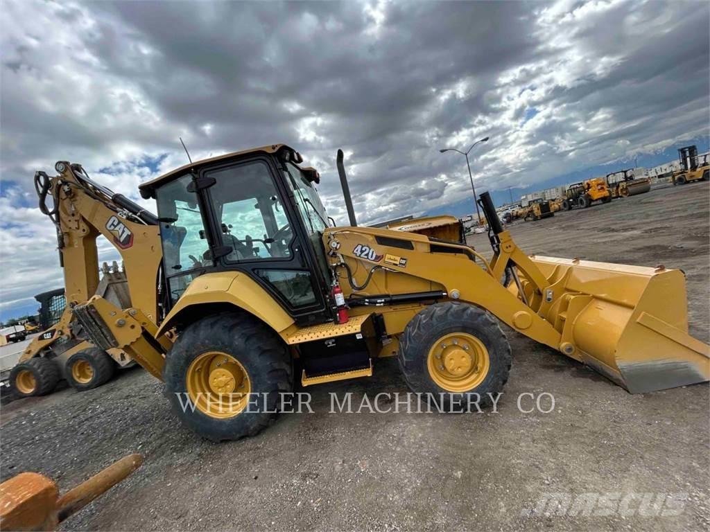 CAT 420 CF Koparko-ładowarki