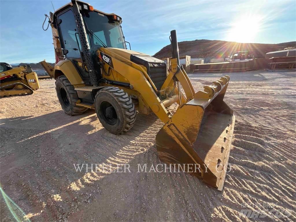CAT 420F2 Koparko-ładowarki