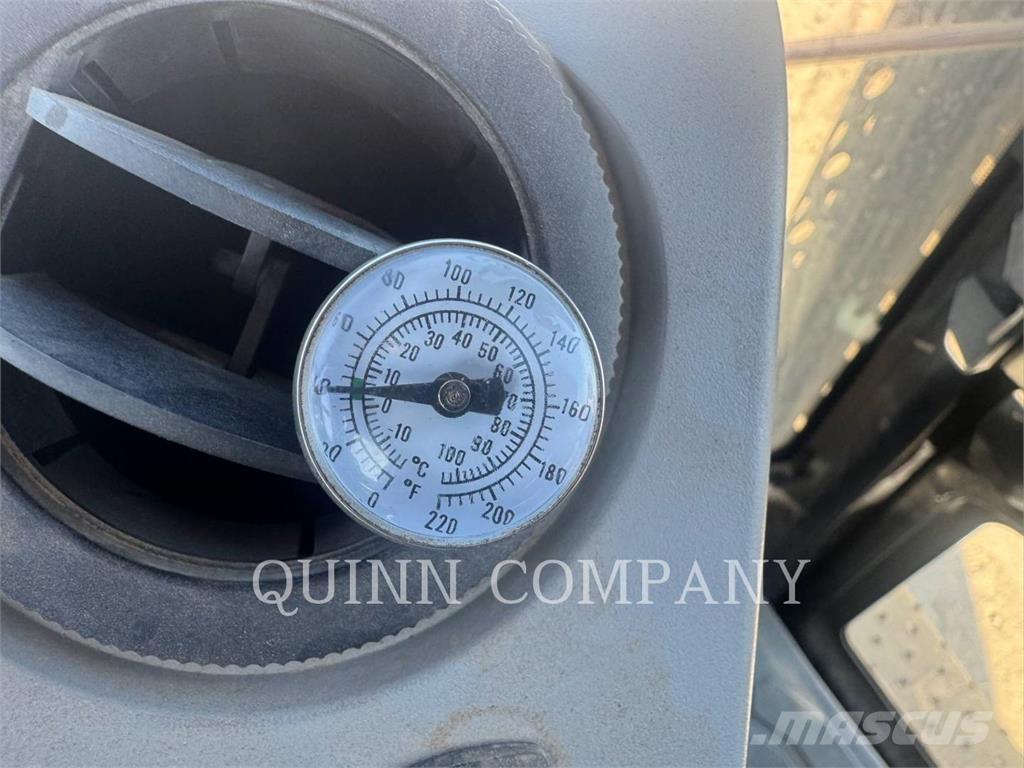 CAT 420F2 Koparko-ładowarki