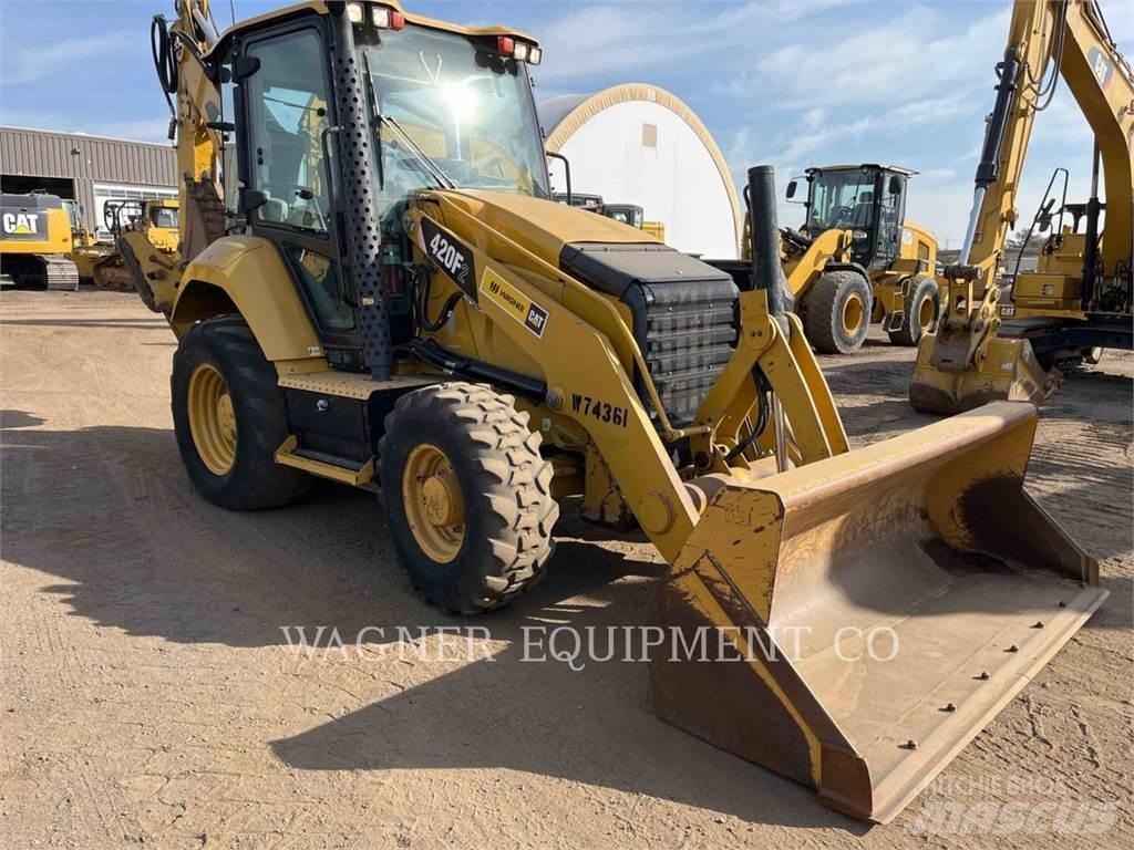 CAT 420F2 4WDE Koparko-ładowarki