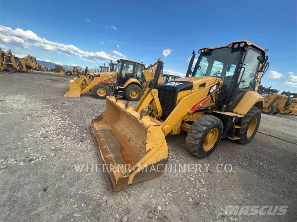 CAT 420F2 E Koparko-ładowarki