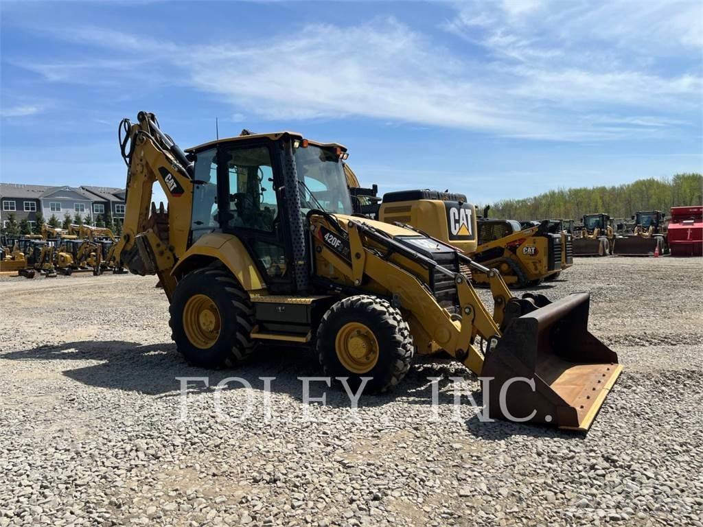 CAT 420F2IT Koparko-ładowarki