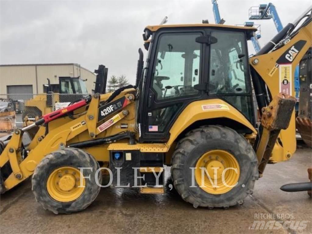 CAT 420F2IT Koparko-ładowarki