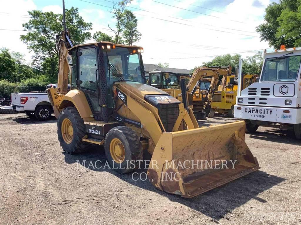 CAT 420F2ST Koparko-ładowarki