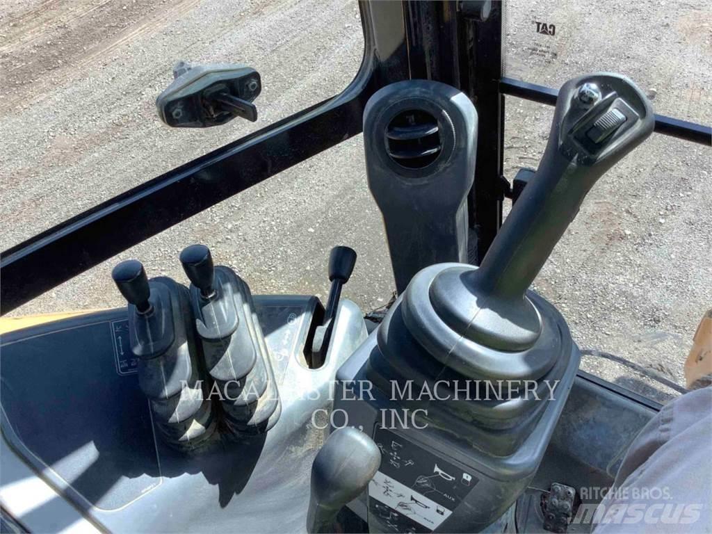 CAT 420F2ST Koparko-ładowarki